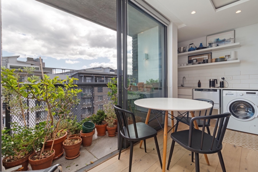 2 Bedroom Property for Sale in Woodstock Western Cape